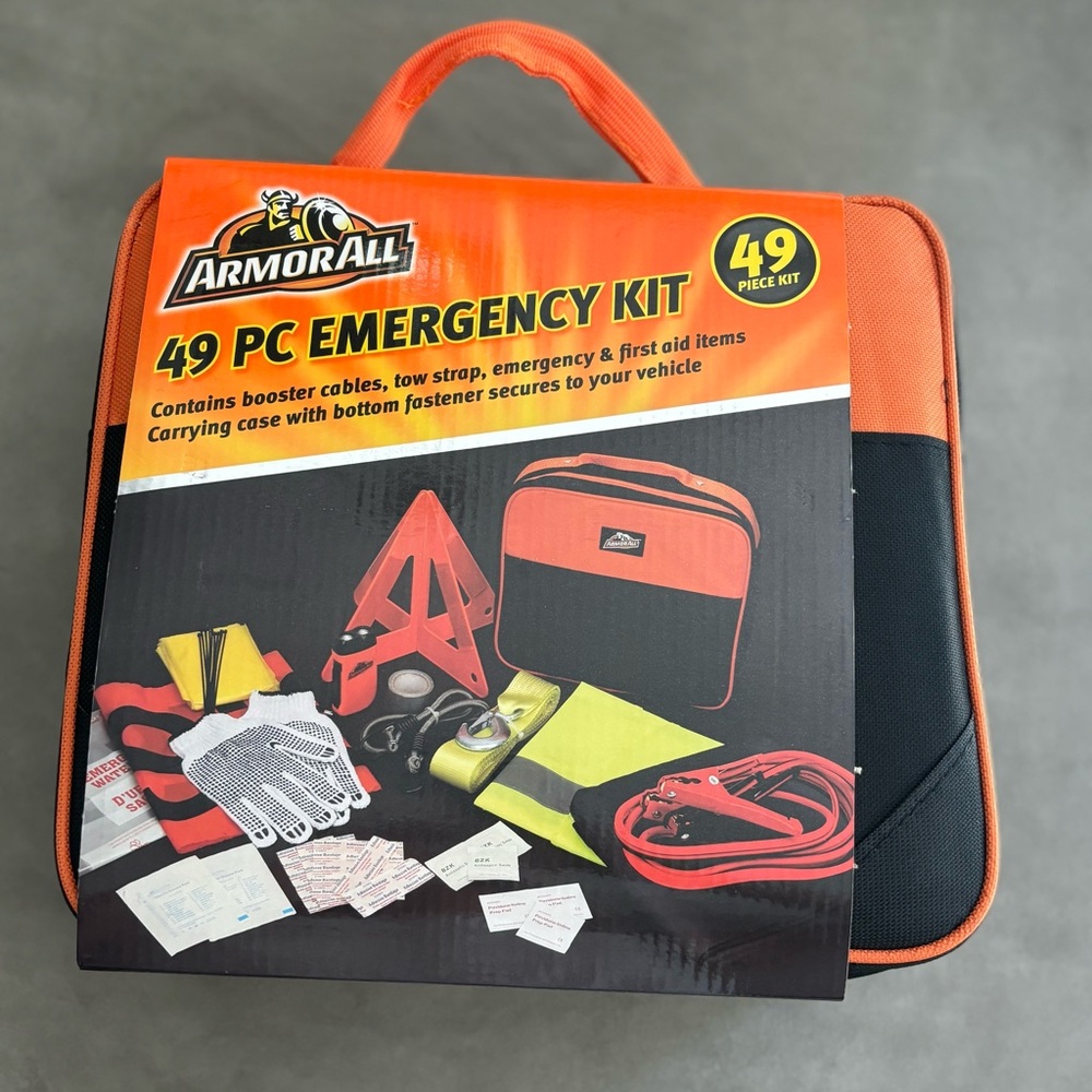 Emergency Kit 49 piece, NWT